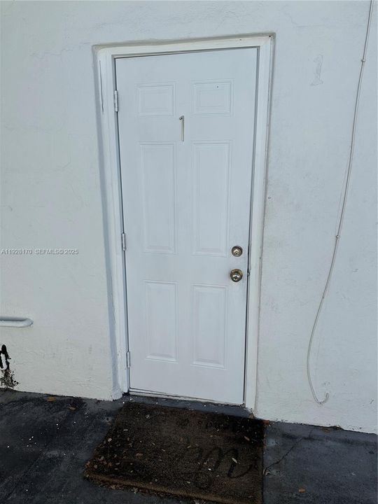 В аренду: $1,600 (1 спален, 1 ванн, 850 Квадратных фут)