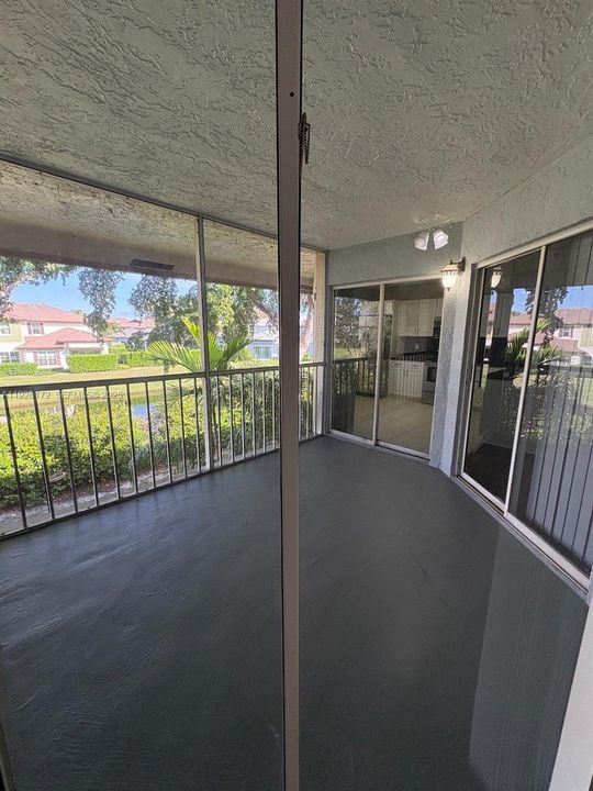 En Venta: $375,000 (2 camas, 2 baños, 1126 Pies cuadrados)