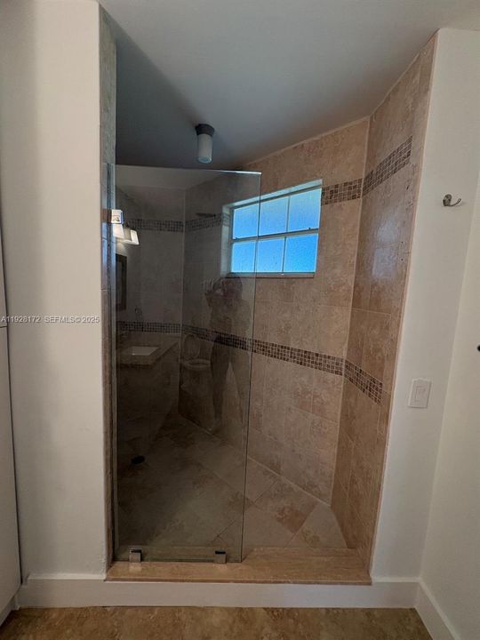 En Venta: $375,000 (2 camas, 2 baños, 1126 Pies cuadrados)