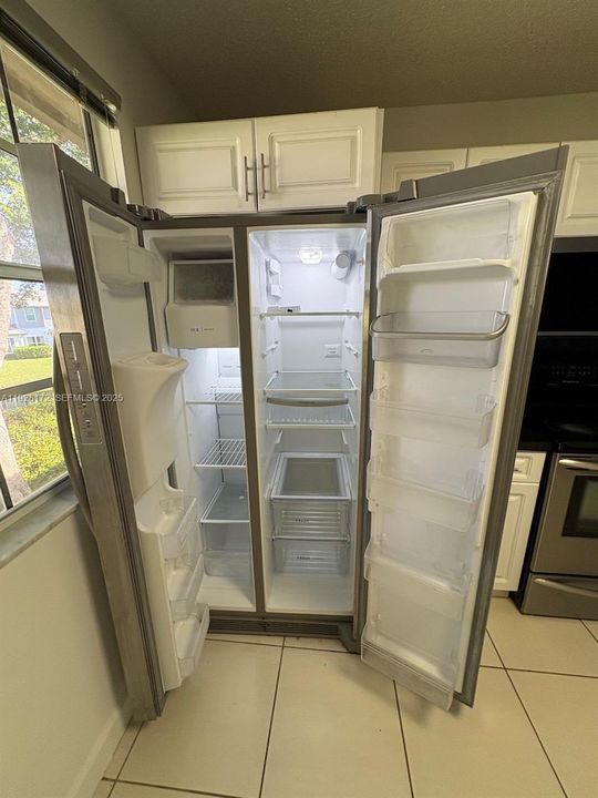 En Venta: $375,000 (2 camas, 2 baños, 1126 Pies cuadrados)