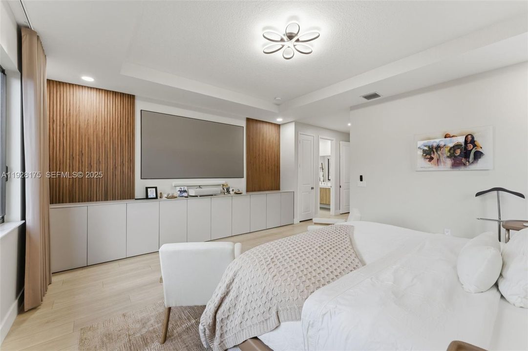 На продажу: $2,550,000 (5 спален, 5 ванн, 4212 Квадратных фут)