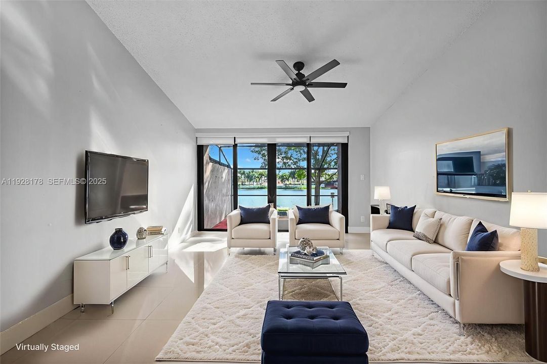 For Rent: $2,850 (2 beds, 2 baths, 1018 Square Feet)