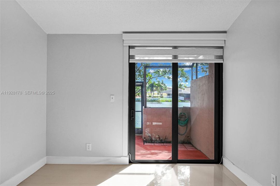 For Rent: $2,850 (2 beds, 2 baths, 1018 Square Feet)