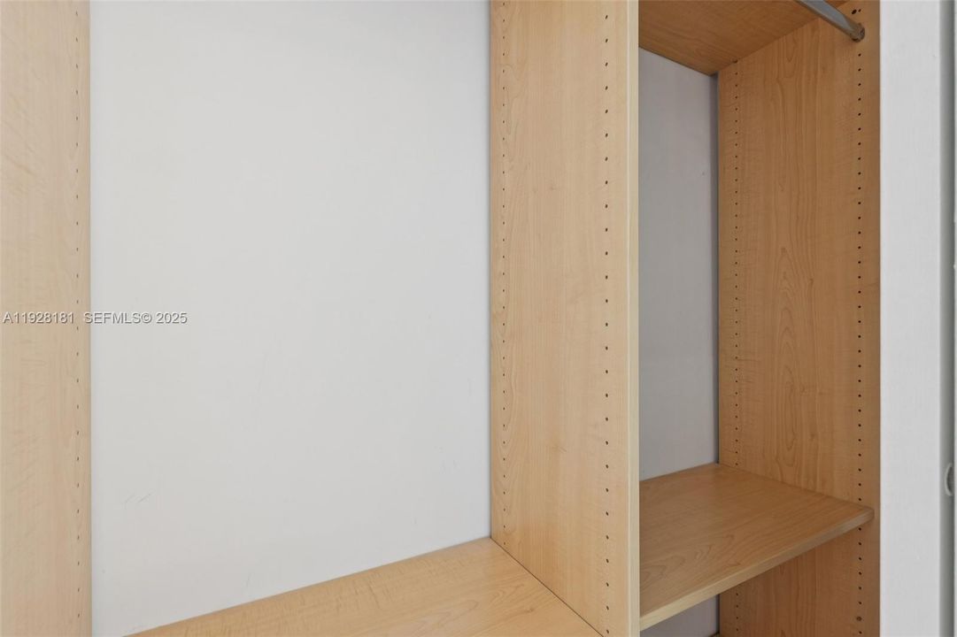 В аренду: $3,400 (2 спален, 2 ванн, 1088 Квадратных фут)