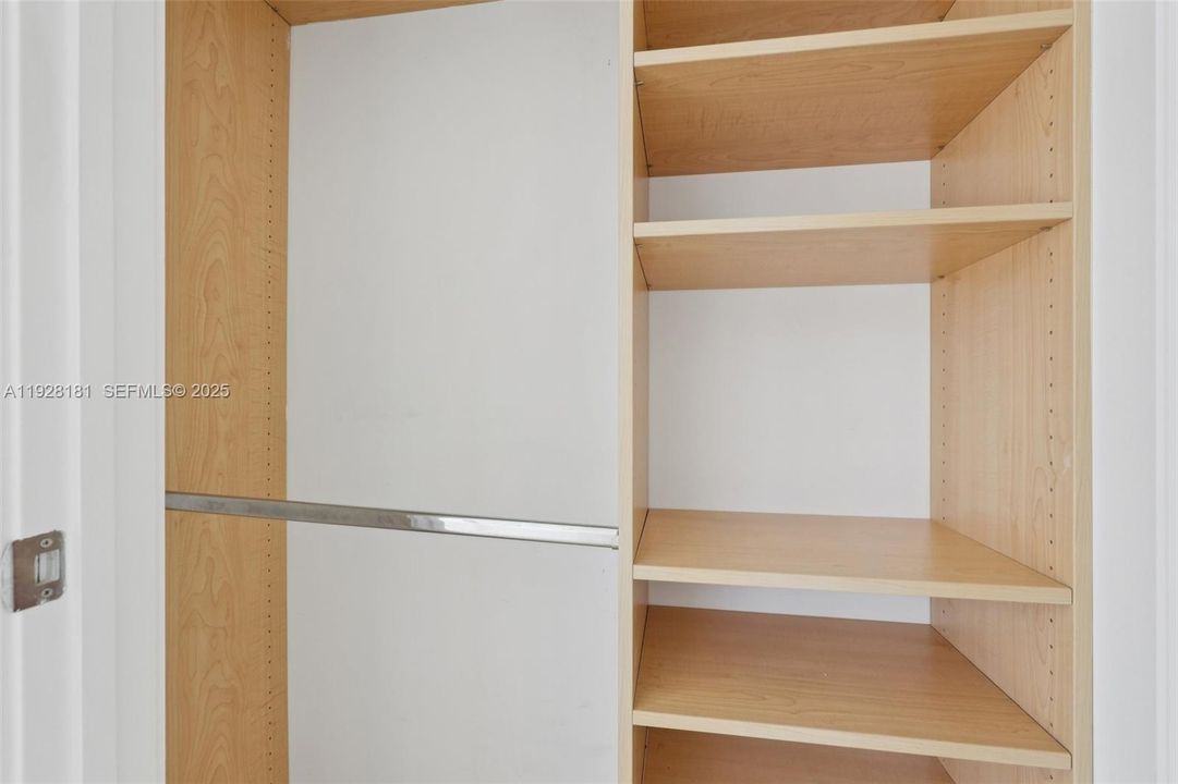 В аренду: $3,400 (2 спален, 2 ванн, 1088 Квадратных фут)