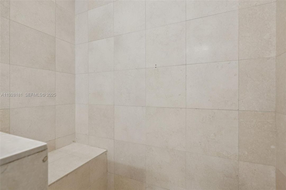 В аренду: $3,400 (2 спален, 2 ванн, 1088 Квадратных фут)