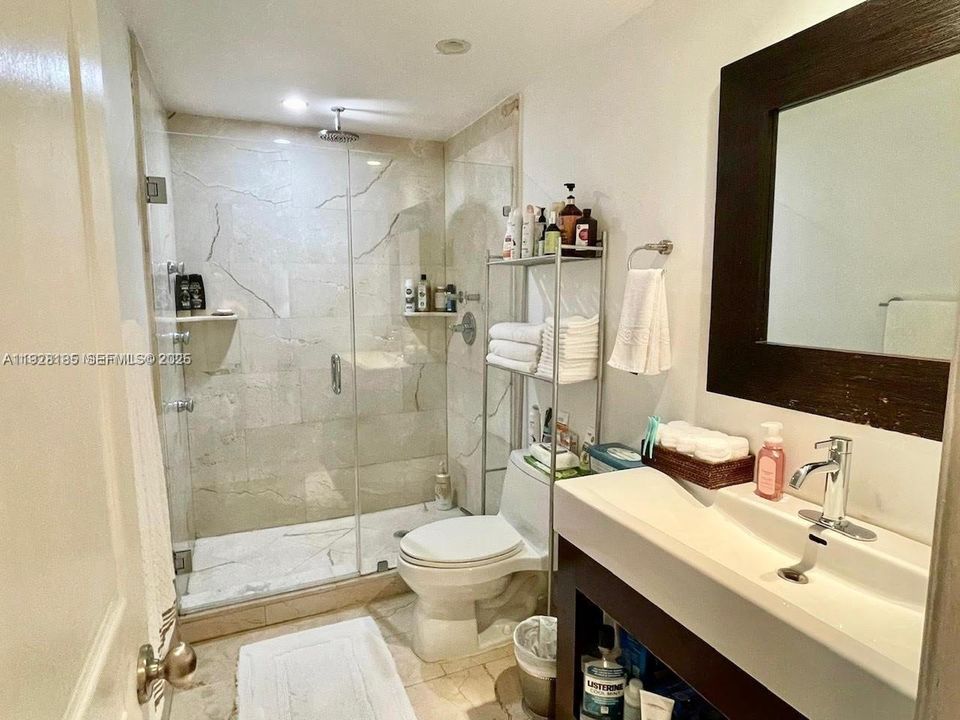 В аренду: $3,750 (2 спален, 2 ванн, 1525 Квадратных фут)