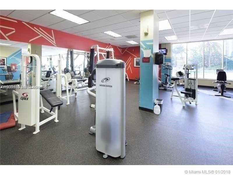 В аренду: $3,750 (2 спален, 2 ванн, 1525 Квадратных фут)