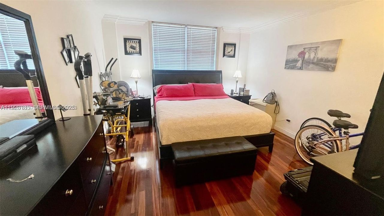 В аренду: $3,750 (2 спален, 2 ванн, 1525 Квадратных фут)