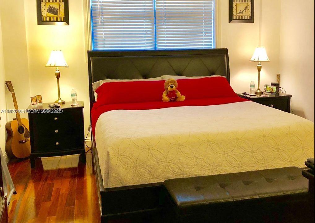 В аренду: $3,750 (2 спален, 2 ванн, 1525 Квадратных фут)