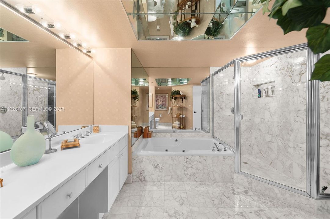 На продажу: $525,000 (2 спален, 2 ванн, 1460 Квадратных фут)