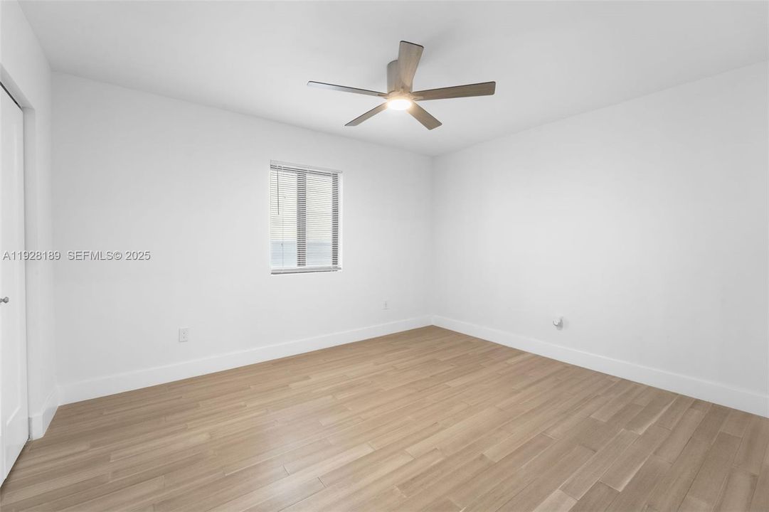 待售: $1,395,000 (4 贝兹, 4 浴室, 2075 平方英尺)