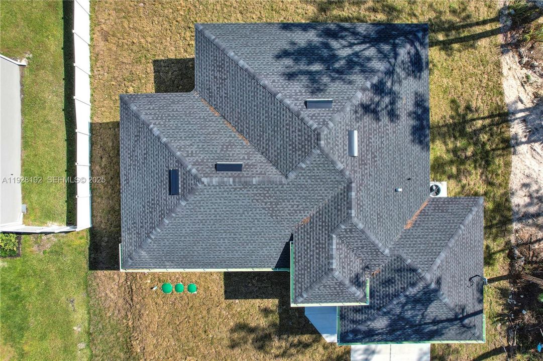 For Rent: $1,950 (3 beds, 2 baths, 0 Square Feet)