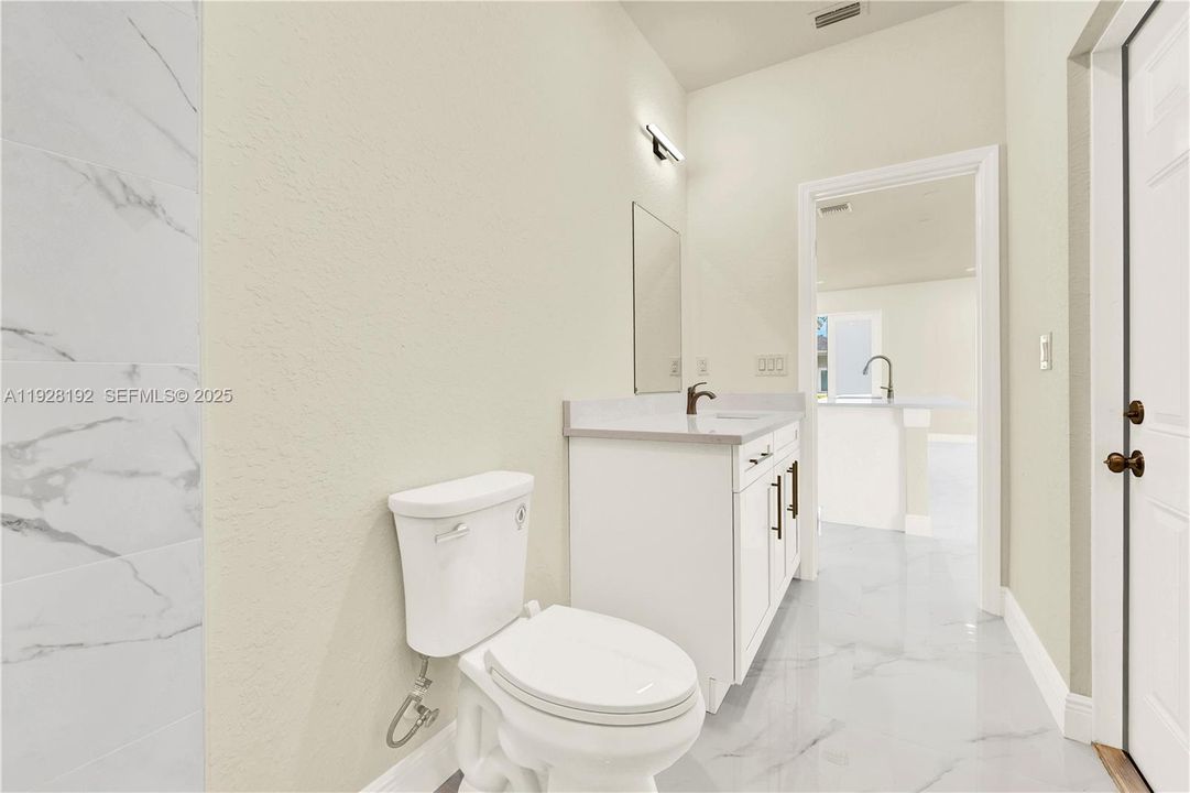 For Rent: $1,950 (3 beds, 2 baths, 0 Square Feet)