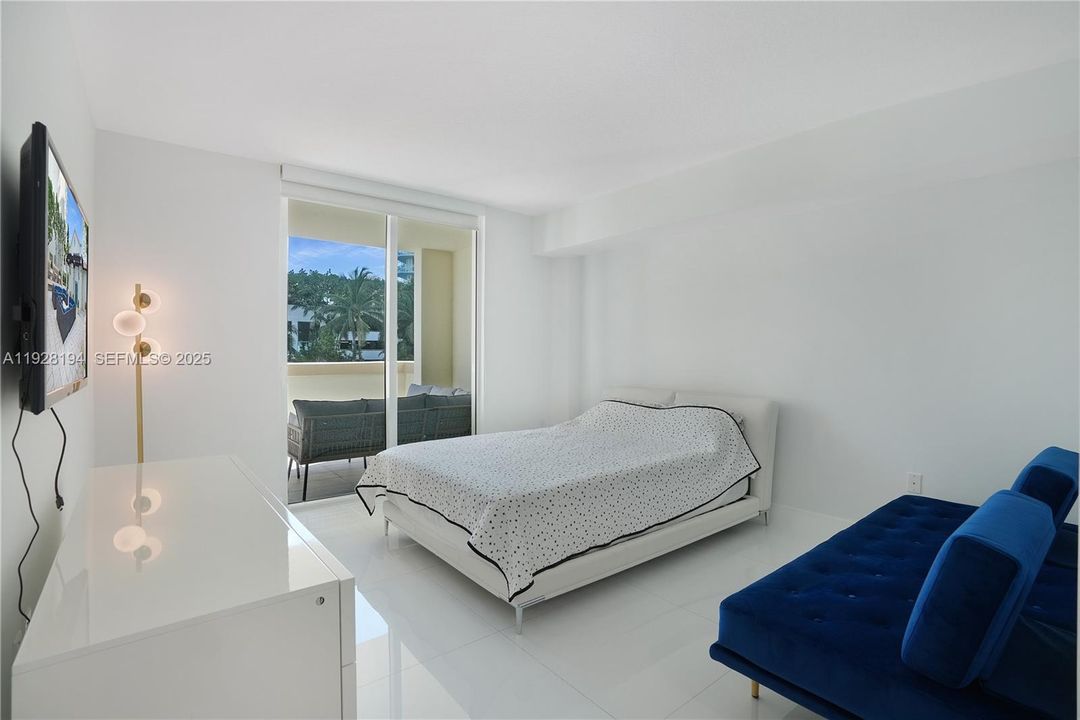 For Rent: $9,000 (3 beds, 2 baths, 1648 Square Feet)