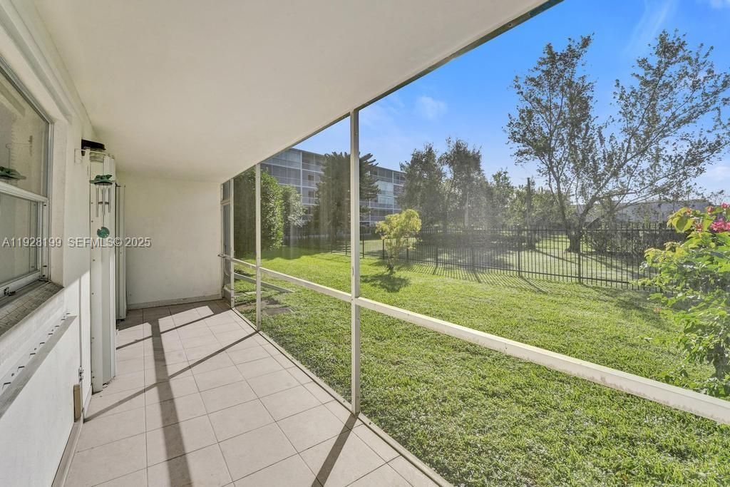 На продажу: $170,000 (1 спален, 1 ванн, 775 Квадратных фут)