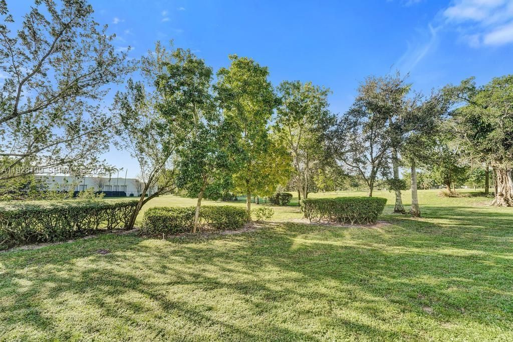 На продажу: $170,000 (1 спален, 1 ванн, 775 Квадратных фут)