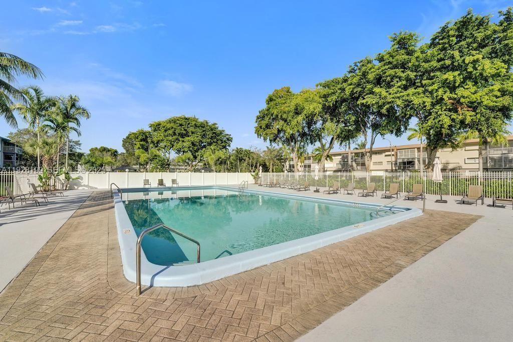 На продажу: $170,000 (1 спален, 1 ванн, 775 Квадратных фут)