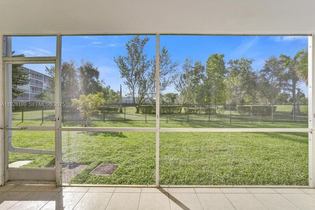 На продажу: $170,000 (1 спален, 1 ванн, 775 Квадратных фут)