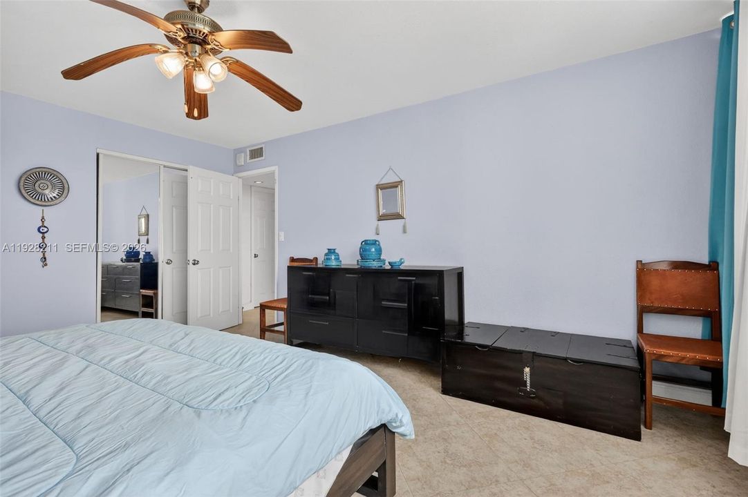 На продажу: $790,000 (2 спален, 2 ванн, 1455 Квадратных фут)