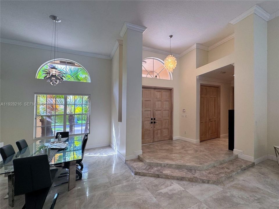 For Sale: $1,600,000 (5 beds, 3 baths, 3202 Square Feet)