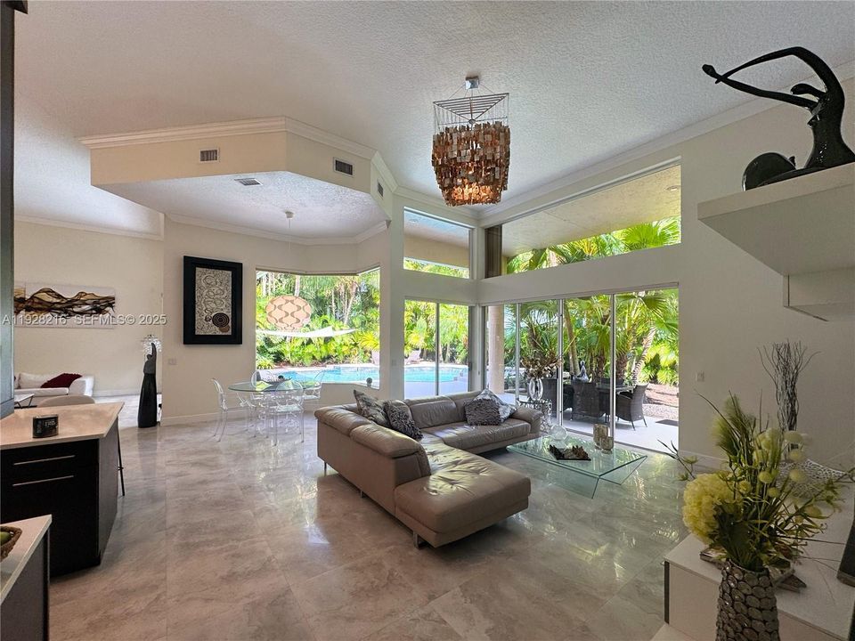 For Sale: $1,600,000 (5 beds, 3 baths, 3202 Square Feet)