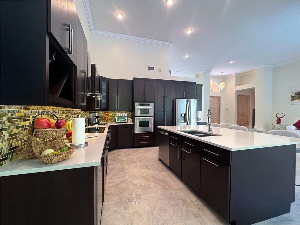 For Sale: $1,600,000 (5 beds, 3 baths, 3202 Square Feet)