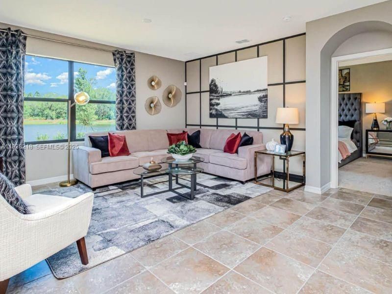 For Sale: $399,000 (4 beds, 2 baths, 1827 Square Feet)