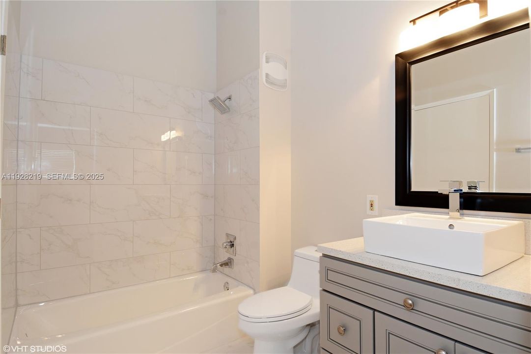 En Renta: $3,000 (3 camas, 2 baños, 1602 Pies cuadrados)