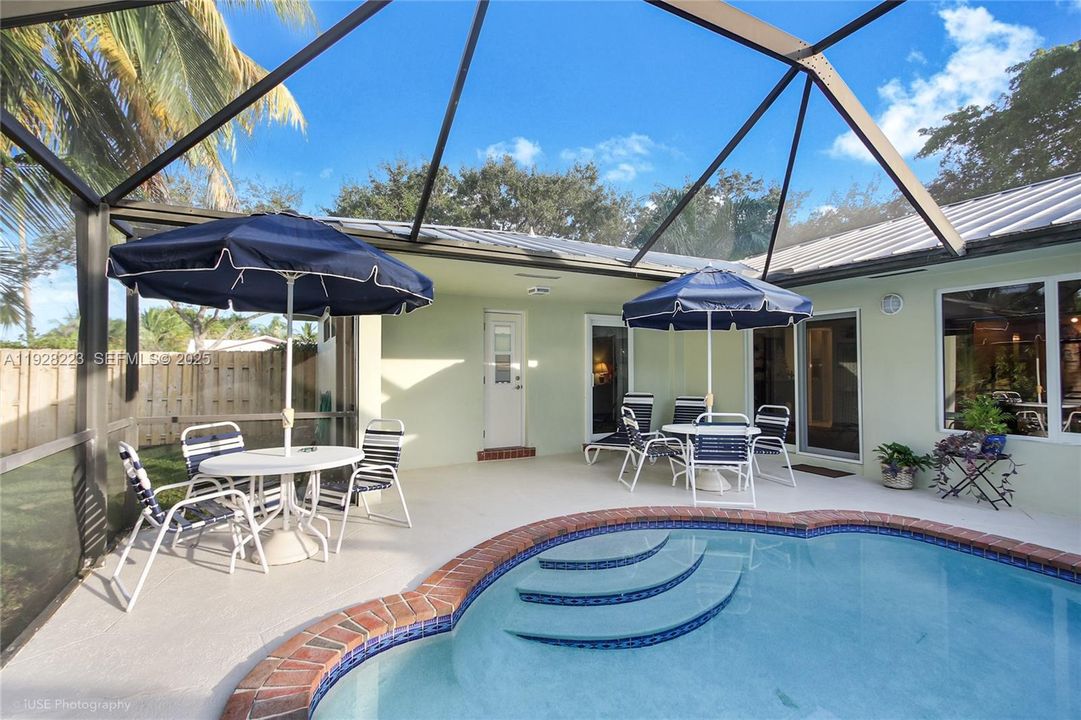 待售: $925,000 (4 贝兹, 3 浴室, 2930 平方英尺)