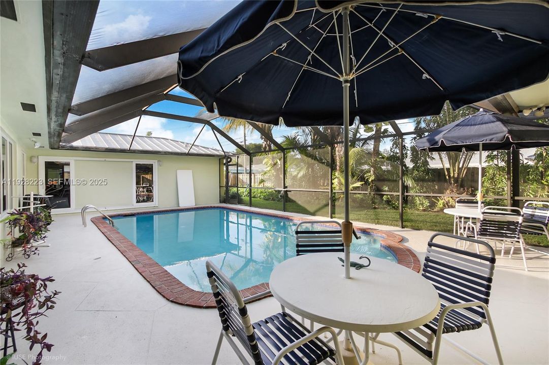 待售: $925,000 (4 贝兹, 3 浴室, 2930 平方英尺)