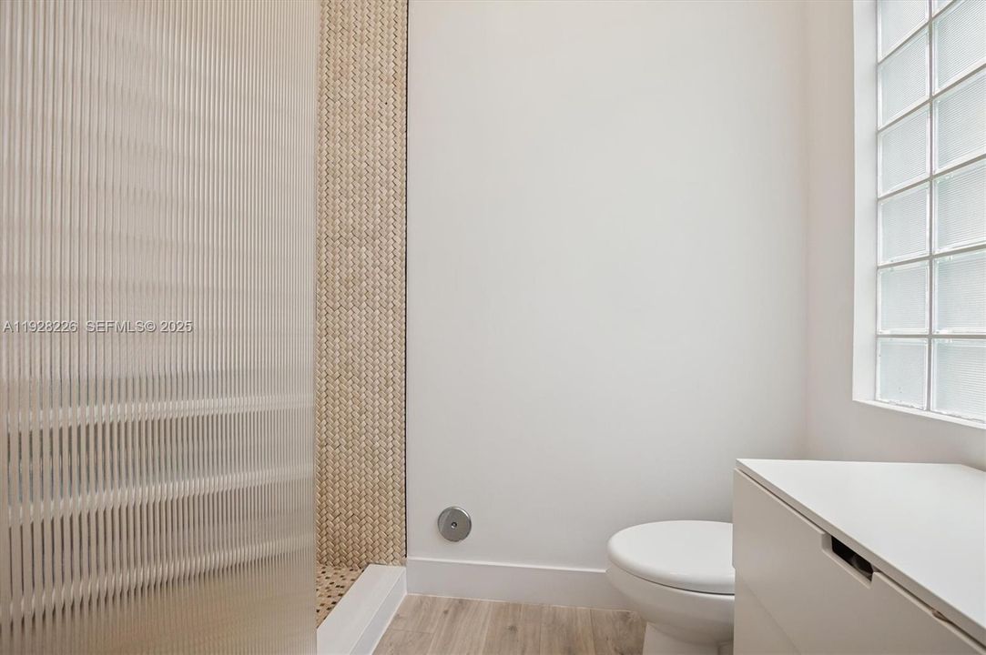 For Sale: $795,000 (4 beds, 3 baths, 2740 Square Feet)