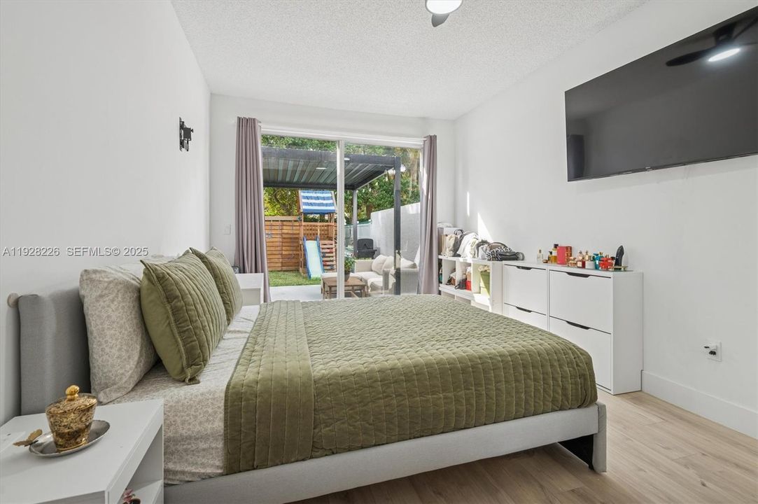 For Sale: $795,000 (4 beds, 3 baths, 2740 Square Feet)