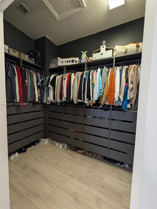 For Sale: $795,000 (4 beds, 3 baths, 2740 Square Feet)