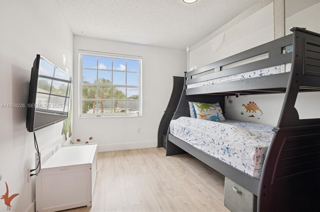 For Sale: $795,000 (4 beds, 3 baths, 2740 Square Feet)