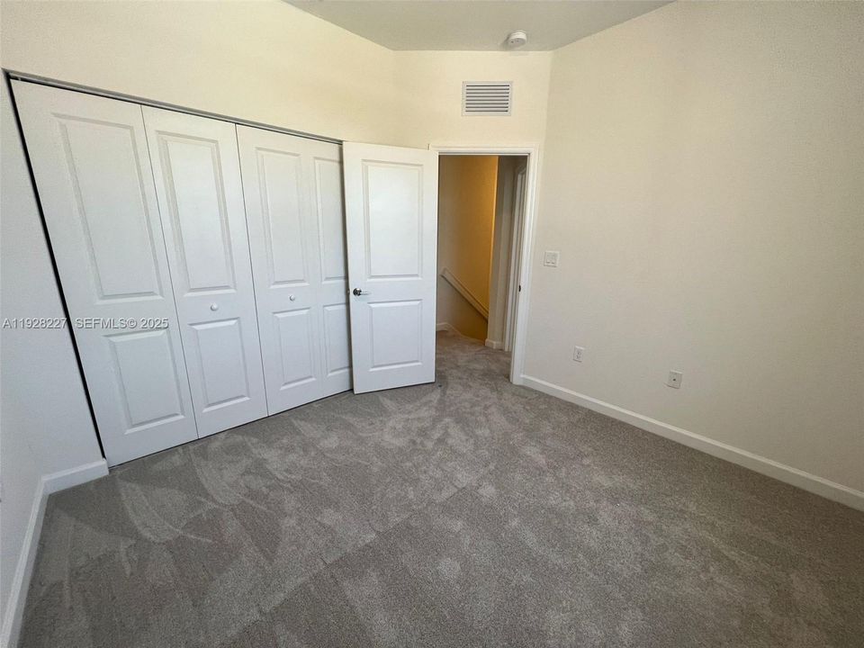 В аренду: $3,200 (3 спален, 2 ванн, 1443 Квадратных фут)