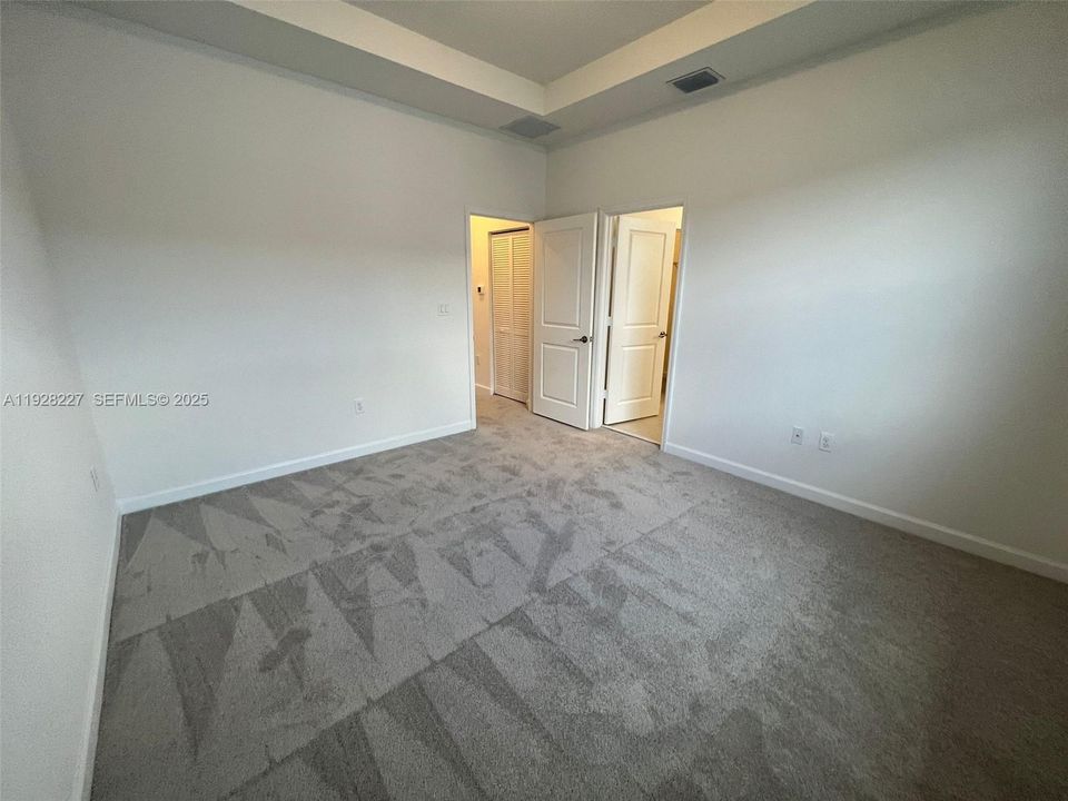 В аренду: $3,200 (3 спален, 2 ванн, 1443 Квадратных фут)