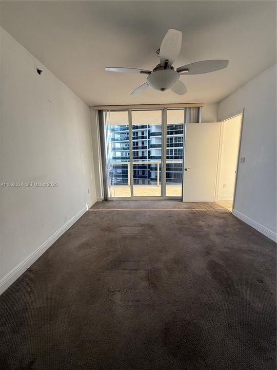 For Sale: $1,050,000 (2 beds, 2 baths, 1458 Square Feet)