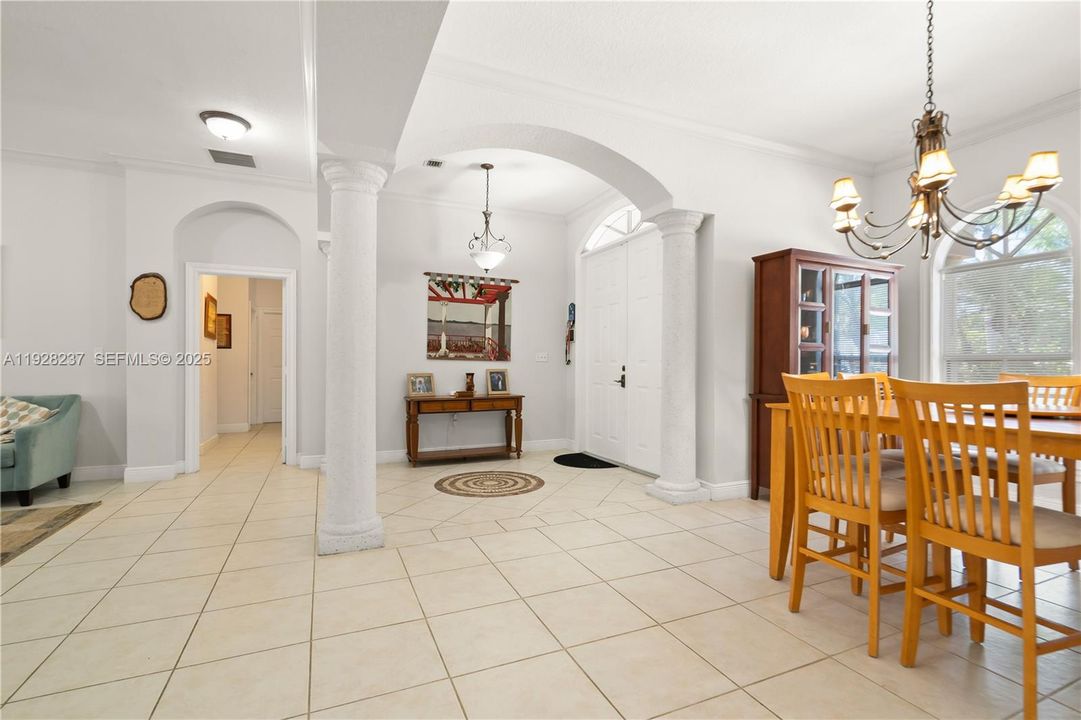 For Rent: $6,000 (5 beds, 4 baths, 2805 Square Feet)