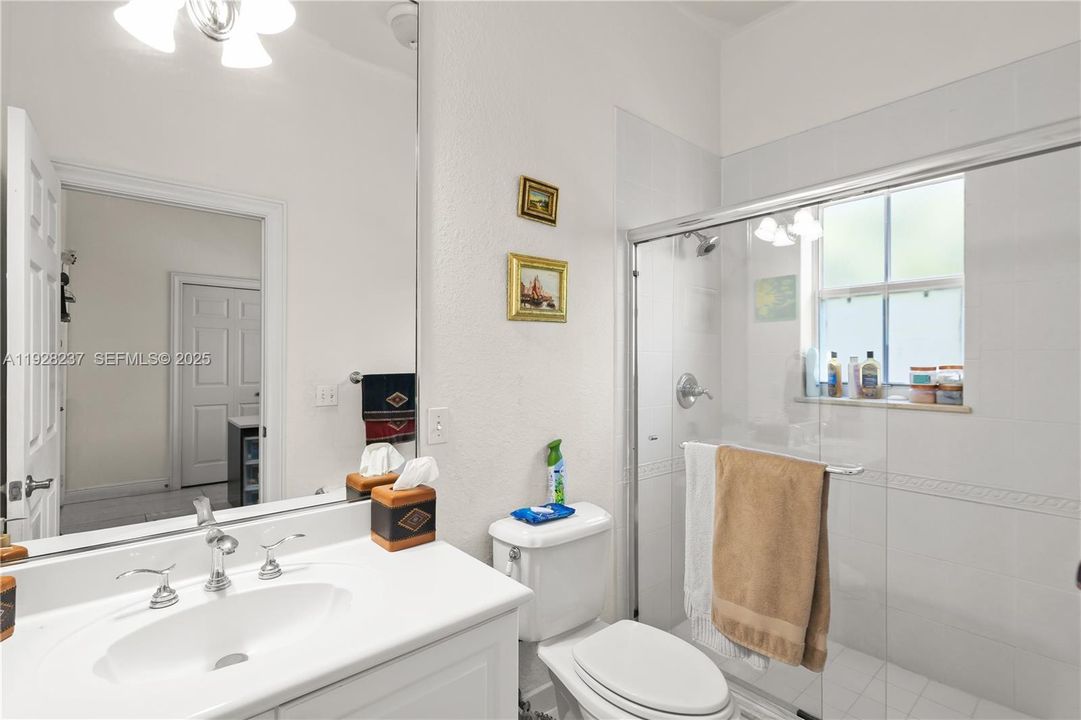 For Rent: $6,000 (5 beds, 4 baths, 2805 Square Feet)