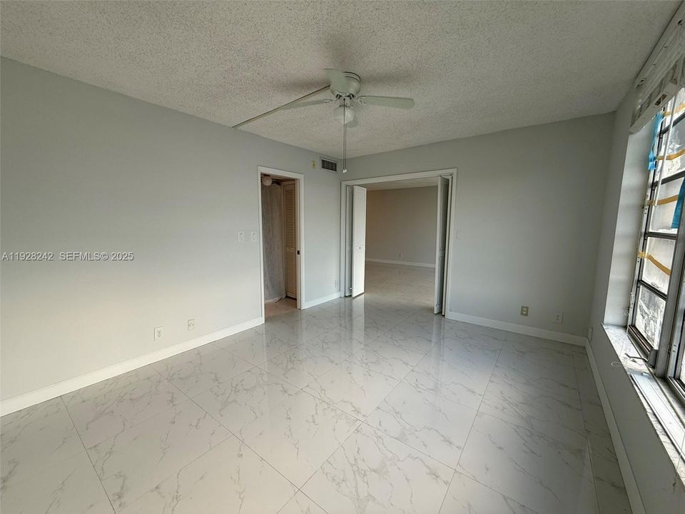 For Rent: $2,500 (2 beds, 2 baths, 1064 Square Feet)
