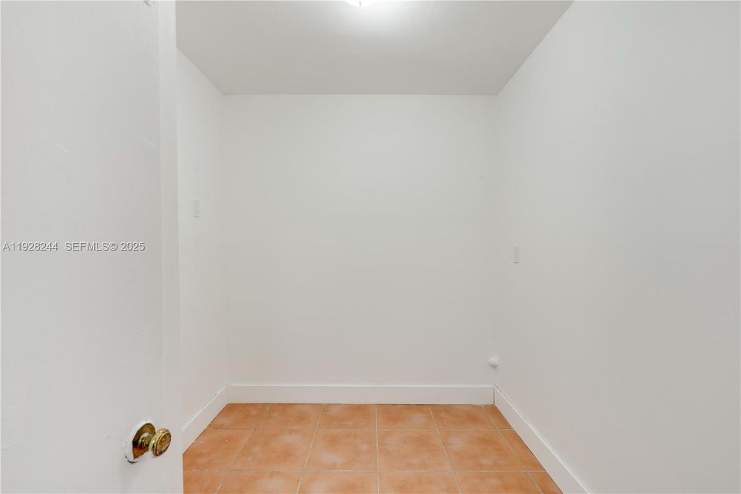 En Venta: $499,000 (3 camas, 1 baños, 1332 Pies cuadrados)