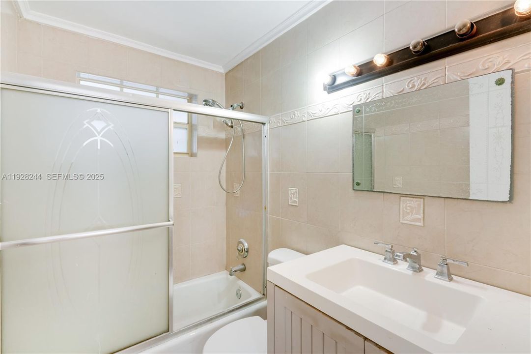 En Venta: $499,000 (3 camas, 1 baños, 1332 Pies cuadrados)