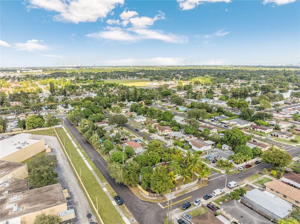 En Venta: $499,000 (3 camas, 1 baños, 1332 Pies cuadrados)