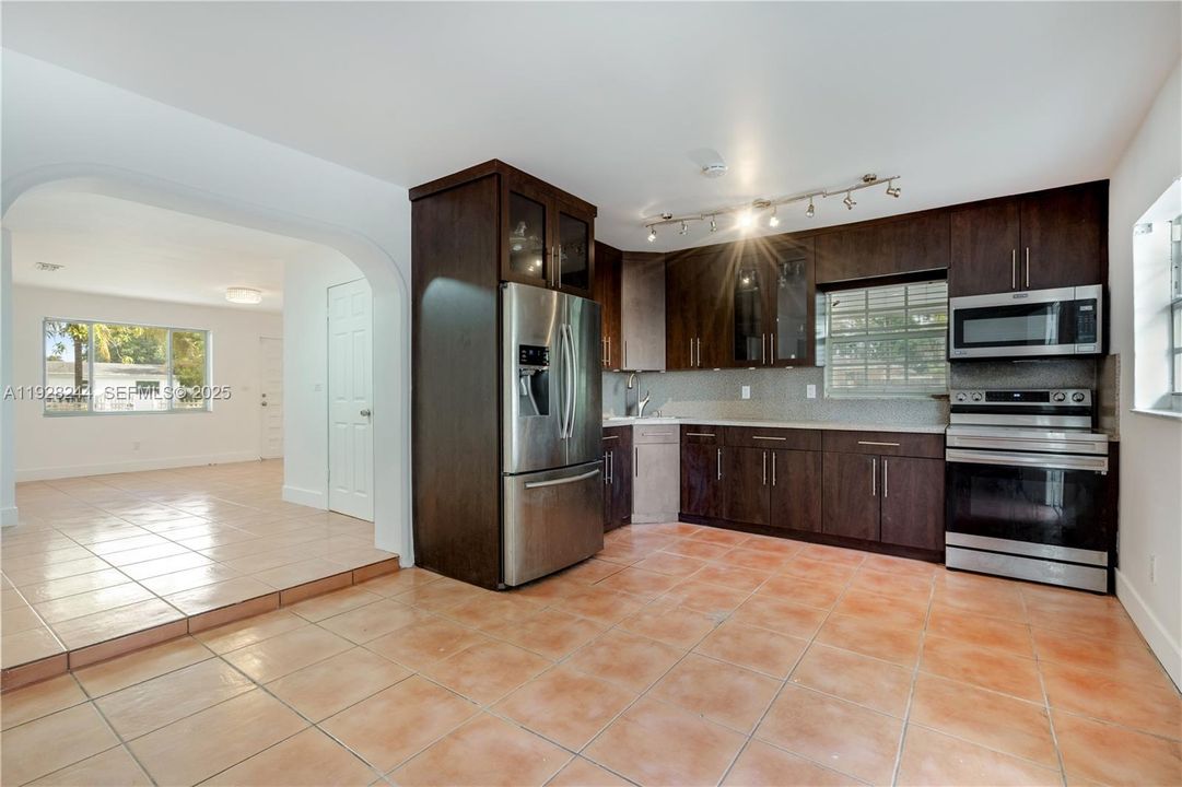 En Venta: $499,000 (3 camas, 1 baños, 1332 Pies cuadrados)