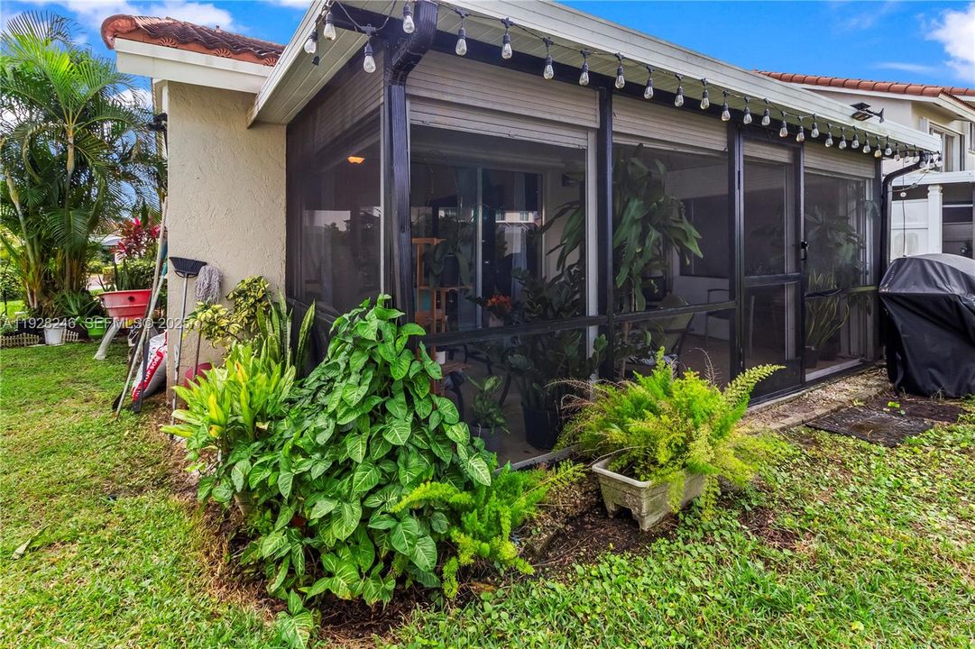 For Rent: $3,800 (3 beds, 2 baths, 1395 Square Feet)