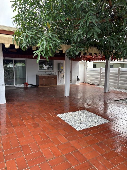 В аренду: $3,200 (3 спален, 2 ванн, 1333 Квадратных фут)