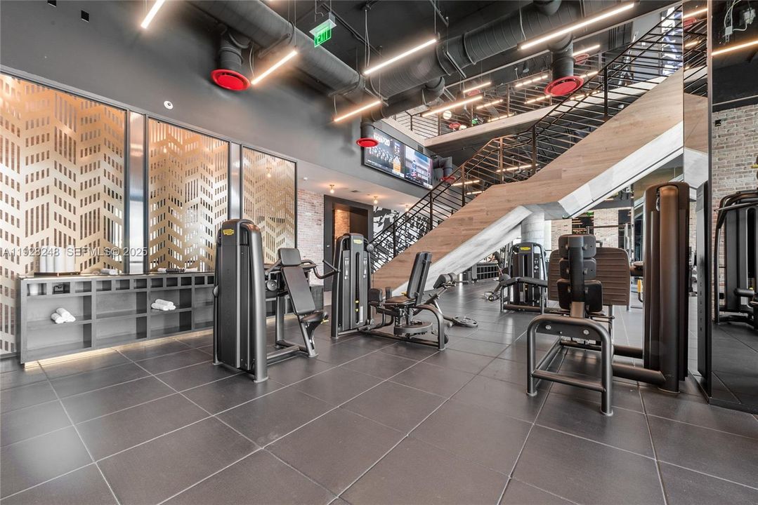 待售: $459,900 (0 贝兹, 1 浴室, 362 平方英尺)