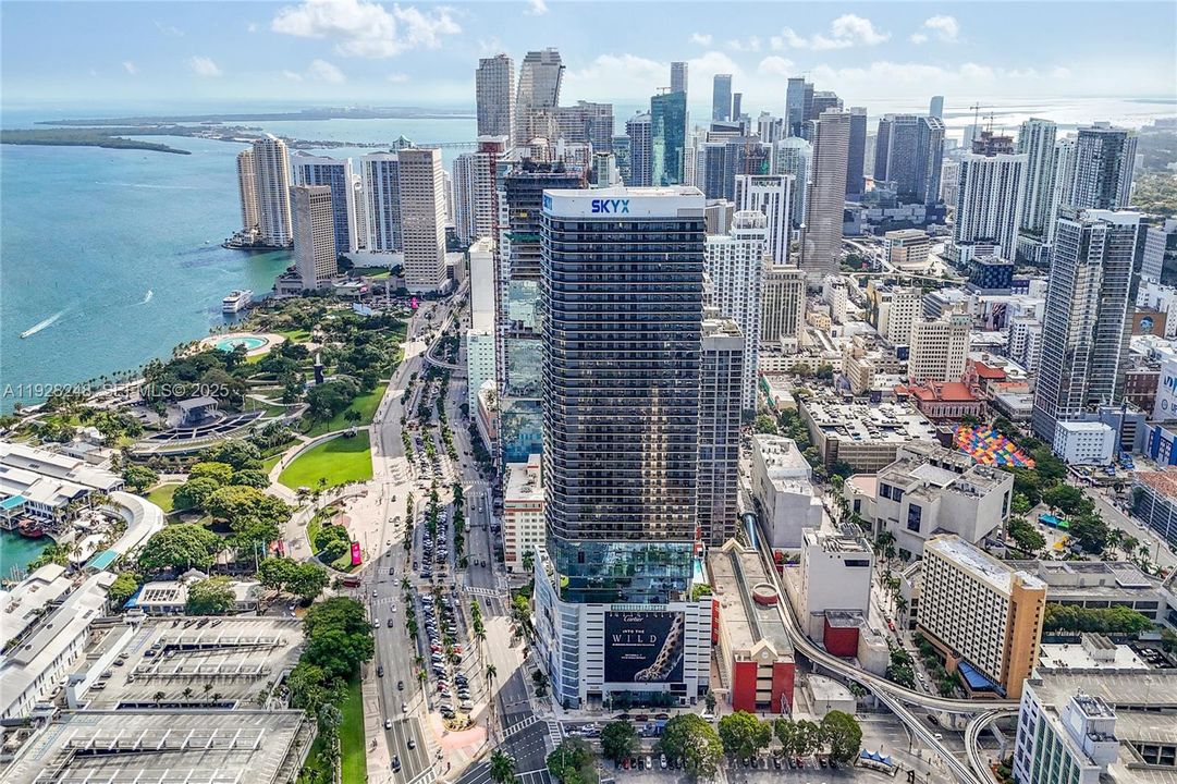 待售: $459,900 (0 贝兹, 1 浴室, 362 平方英尺)