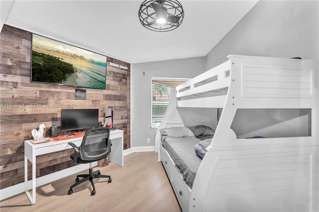 For Sale: $627,000 (3 beds, 2 baths, 1784 Square Feet)